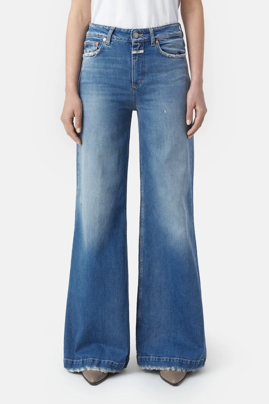 Glow-Up Wide Leg Distressed Jean